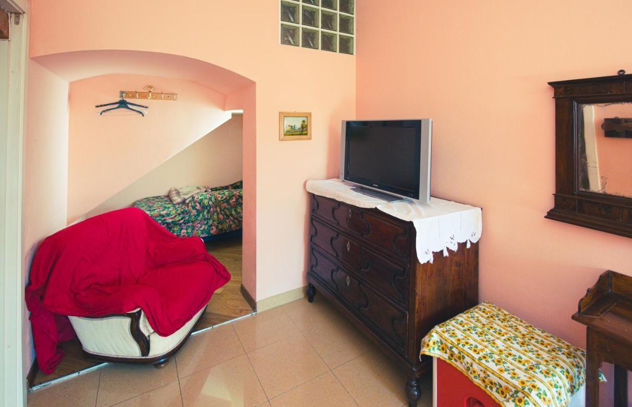 Relax Brugnato Apartment Exterior photo