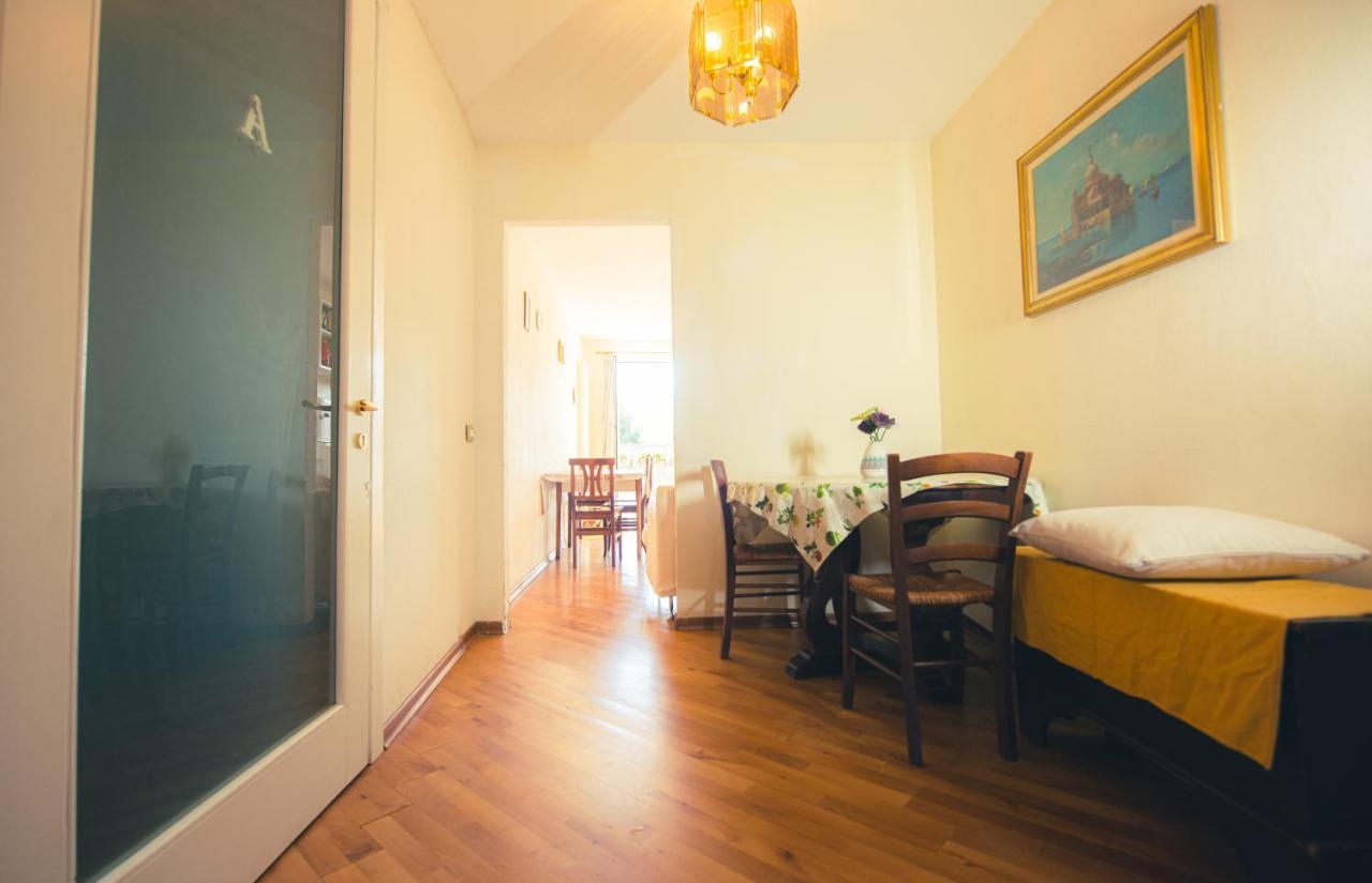 Relax Brugnato Apartment Exterior photo